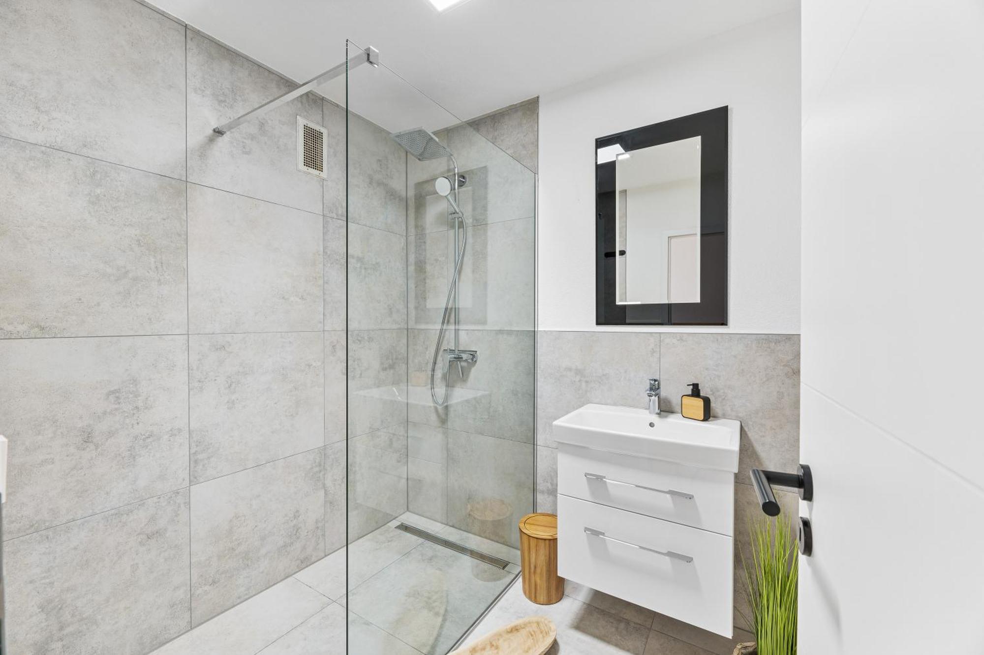 Neu: Stylische Suite Mit Ausblick Sindelfingen Dış mekan fotoğraf